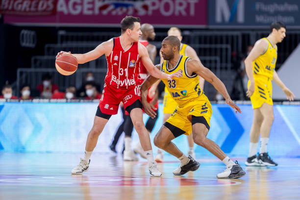 耀的同时 耀的同时